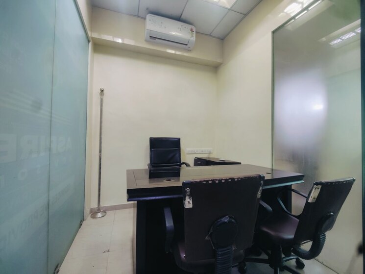 Team Area, malad west Commercial Office Space 960 Sq.Ft. In Malad West Mumbai 9913461
