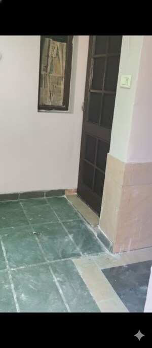2 BHK Independent House For Rent in Sector 40