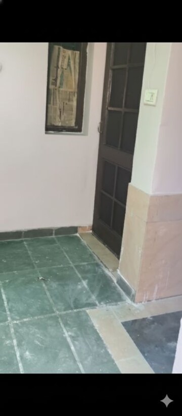 2 BHK Independent House For Rent in Sector 40