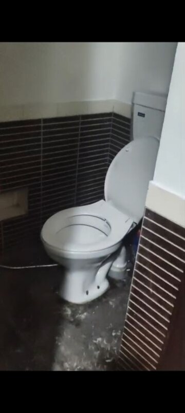 Bathroom in 2 BHK Independent House at Sector 40 – for Rent