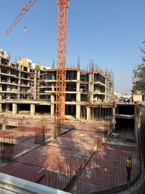 4 BHK + Pooja Room,Servant Room,Study Room Apartment For Sale in Imperial Residency Banaura Husainbari
