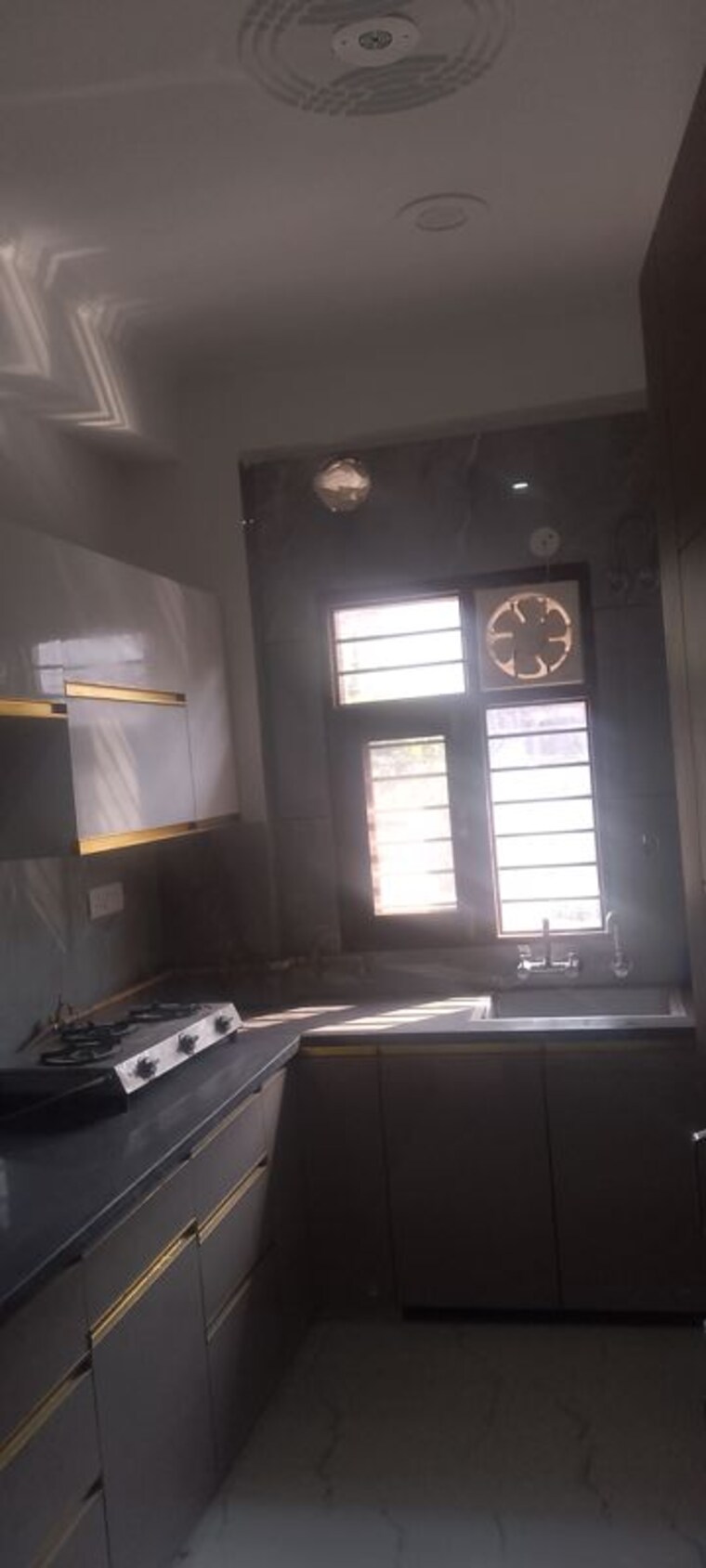 Kitchen, arun-yamuna-enclave 2 Bedroom 1400 Sq.Ft. Builder Floor In Sector 30 Faridabad 9915769