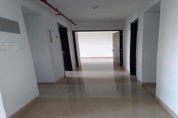 Room in 2 BHK Apartment at Runwal Forests, Kanjurmarg West – for Rent