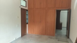 Room in 2 BHK Apartment at Jubilee Hills – for Rent