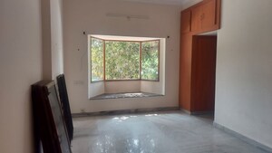 Room in 2 BHK Apartment at Jubilee Hills – for Rent