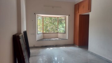 Room in 2 BHK Apartment at Jubilee Hills – for Rent
