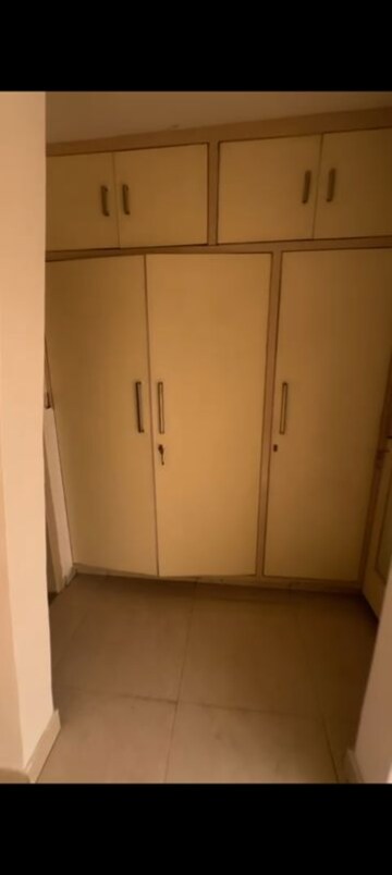 Room in 3 BHK Apartment at Niho Blossom, Ahinsa Khand 2 – for Sale