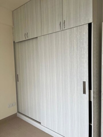 Bathroom in 3 BHK Apartment at Emaar Emerald Estate, Sector 65 – for Rent