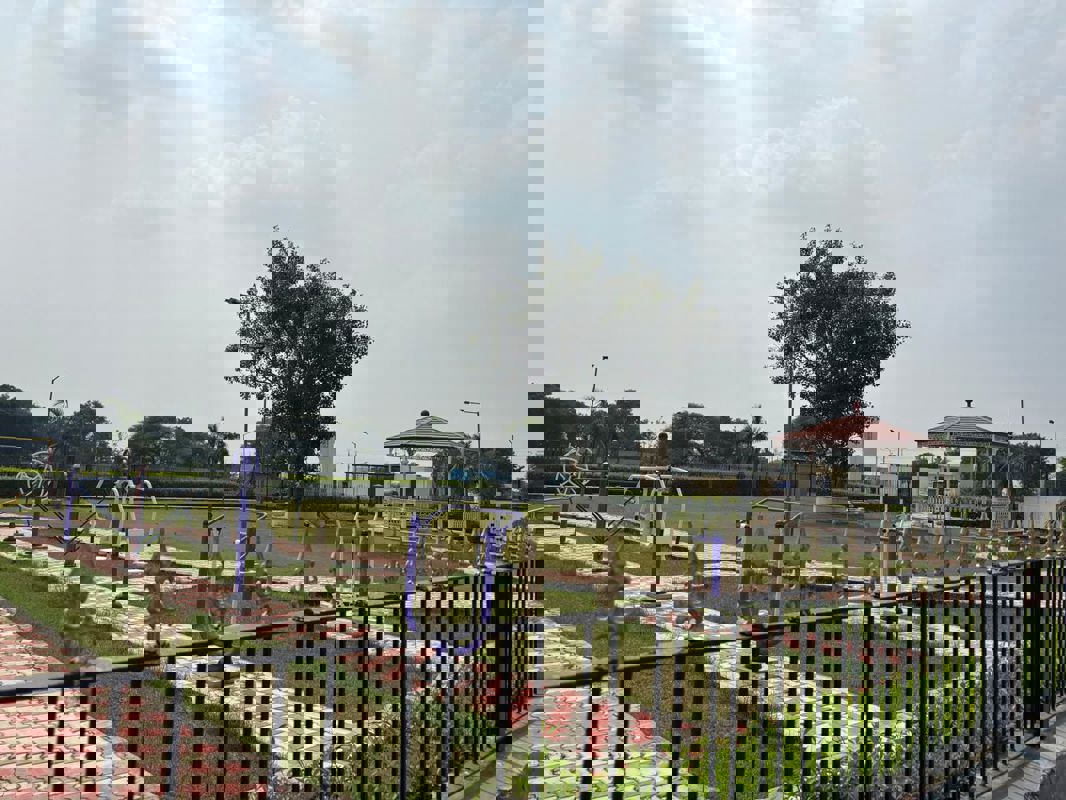 Plot For Sale in BPTP Parkland Pride