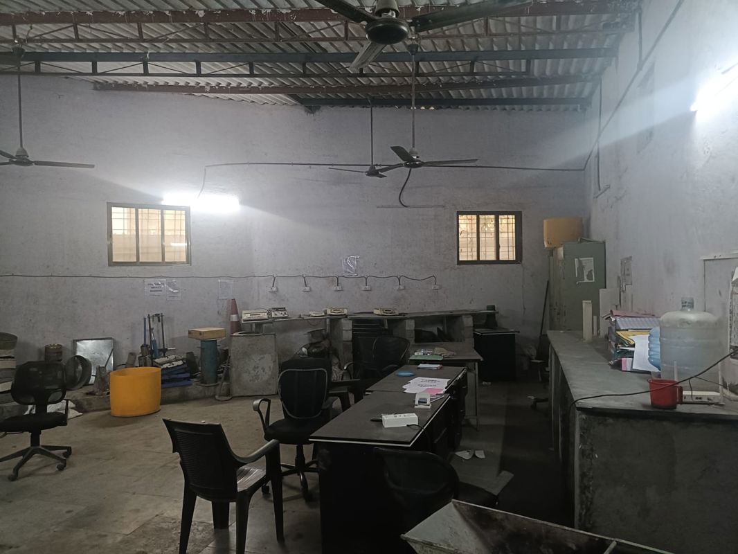 Retail Shop For Rent in Mahadev Darshan