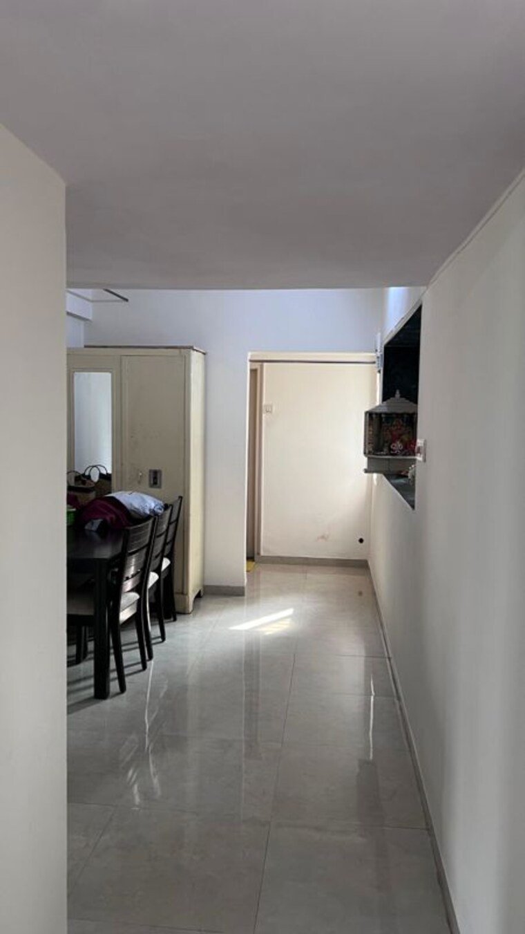 undefined, oshiwara 2 Bedroom 700 Sq.Ft. Apartment In Oshiwara Mumbai 9916018