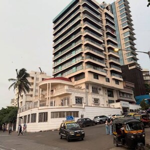 2 BHK Apartment – Exterior View View at Pali Hill - for Rent