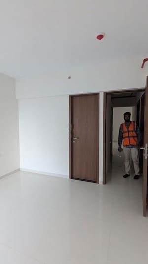 Room in 2 BHK Apartment at Pride Purple Park Titan, Hinjewadi – for Rent