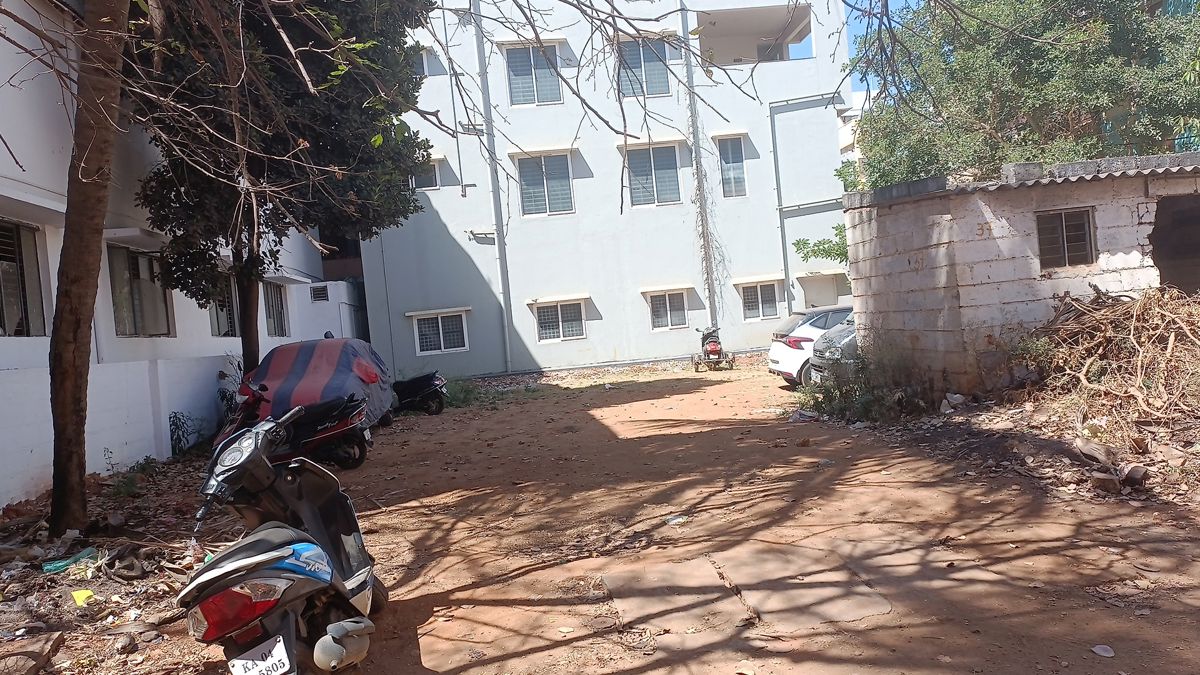 Plot For Sale in Abbigere
