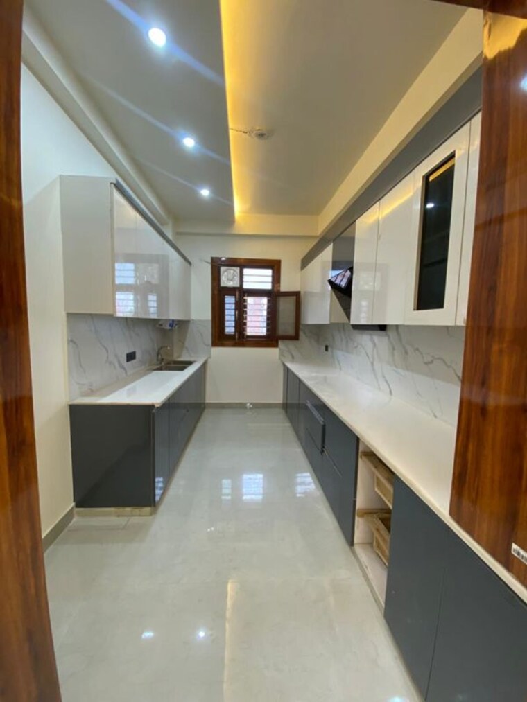 Kitchen, amrapali-crystal-homes 3 Bedroom 1375 Sq.Ft. Apartment In Sector 76 Noida 9916269