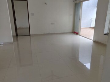 Room in 2 BHK Apartment at Purva Aspire, Bavdhan – for Sale