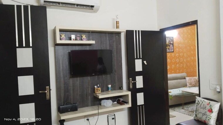 Kitchen, global-arcade 2 Bedroom 1200 Sq.Ft. Builder Floor In Sector 42 Gurgaon 9916312