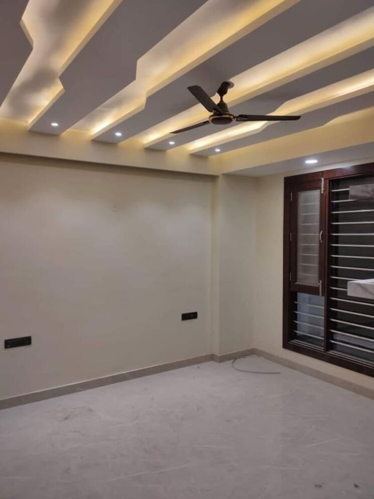 Kitchen, bptp-district-3 3 Bedroom 180 Sq.Ft. Builder Floor In Sector 85 Faridabad 9916189