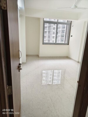 Room in 2 BHK Apartment at Planet Powai CHS, Powai – for Rent