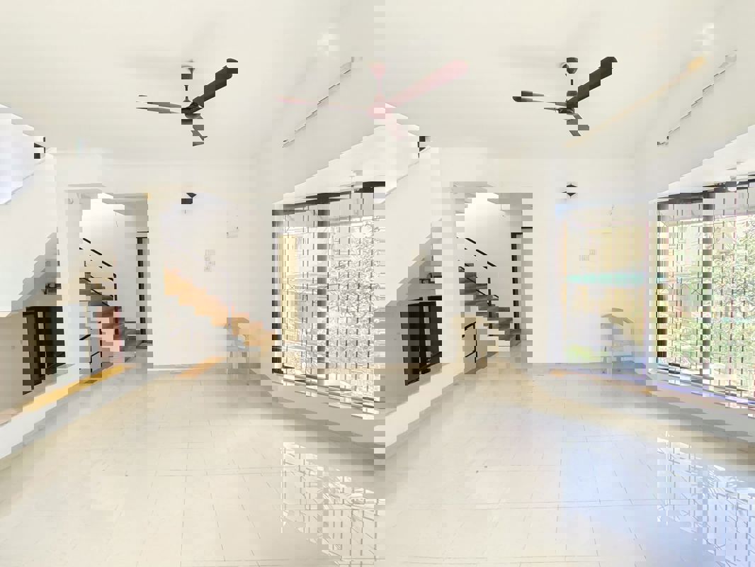 3 BHK + Servant Room 1600 Sq.Ft. Independent House in Kapil Malhar Apartment