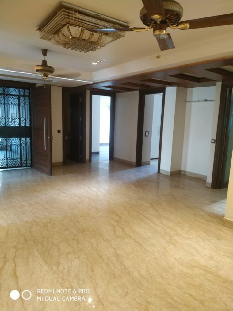 Room, saket 4 Bedroom 2400 Sq.Ft. Builder Floor In Saket Delhi 9916368