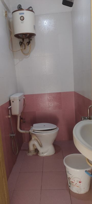 Bathroom in 1 RK Builder Floor at Jeevan Bima Nagar – for Rent