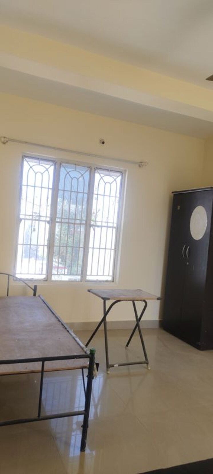 Room, jeevan bima nagar 1 RK 300 Sq.Ft. Builder Floor In Jeevan Bima Nagar Bangalore 9916411