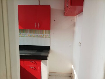 Furnished Amenities in 3 BHK Apartment at BPTP Park Elite Premium, Sector 84 – for Rent