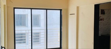 Room in 1 BHK Apartment at Deep Classic Tower, Vasai East – for Sale