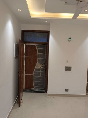 Furnished Amenities in 3 BHK Apartment at Bestech Park View City 2, Sector 49 – for Rent