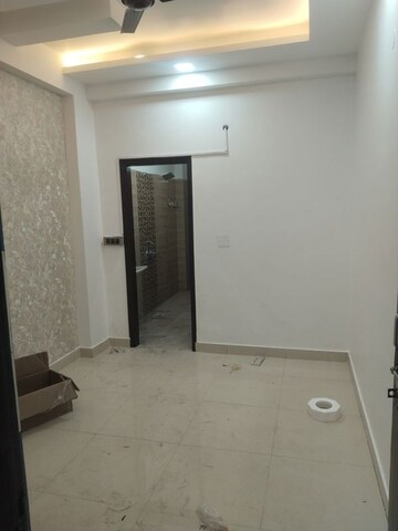 Room in 2 BHK Builder Floor at VRK Premium Housing Society, Vasundhara Sector 1 – for Sale