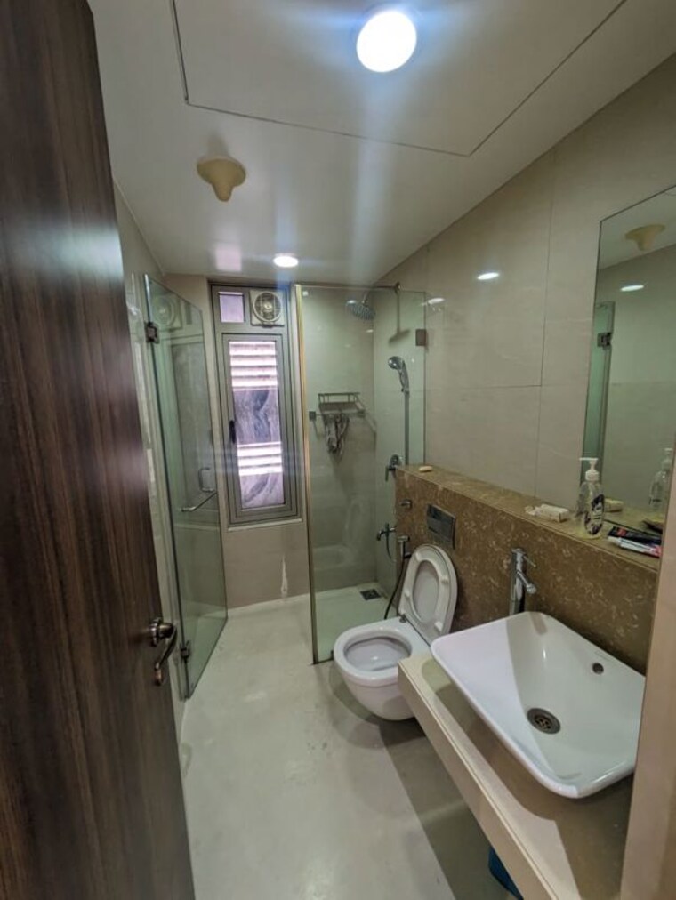 Bathroom, byculla 2 Bedroom 850 Sq.Ft. Apartment In Byculla Mumbai 9916609