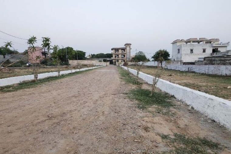 undefined, knowledge park v greater noida  146 Sq.Yd. Plot In Knowledge Park V Greater Noida Greater Noida 9916505