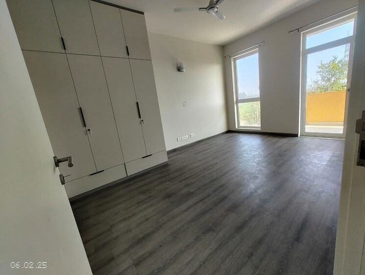 Room, ireo-the-corridors 2 Bedroom 1296 Sq.Ft. Apartment In Sector 67a Gurgaon 9916734