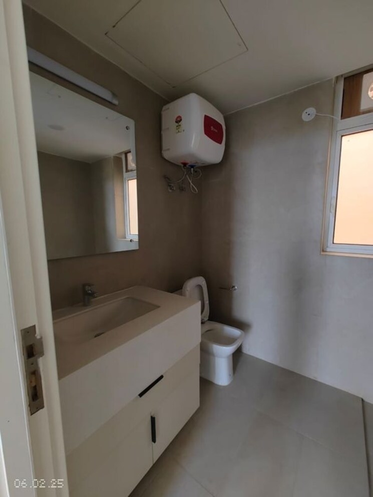 Bathroom, ireo-the-corridors 2 Bedroom 1296 Sq.Ft. Apartment In Sector 67a Gurgaon 9916734