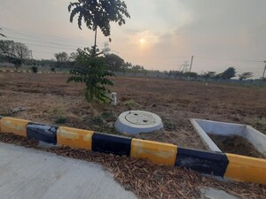  Plot For Sale in Unique Eastern Aavaasa, Batasingaram