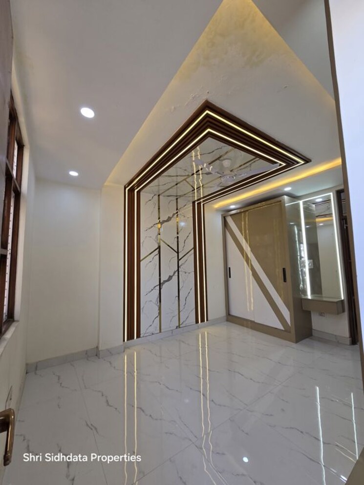 undefined, uttam nagar 3 Bedroom 900 Sq.Ft. Builder Floor In Uttam Nagar Delhi 9916798