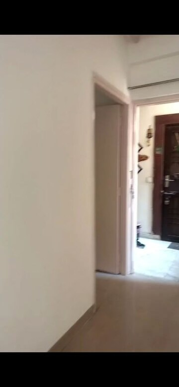 Furnished Amenities in 2 BHK Apartment at VIctoryone Amara, Sector 16 Greater Noida – for Rent