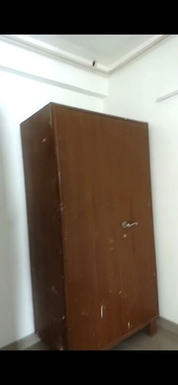 Furnished Amenities in 2 BHK Apartment at VIctoryone Amara, Sector 16 Greater Noida – for Rent