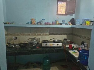 Kitchen in 1 RK Builder Floor at Mayur Vihar – for Rent