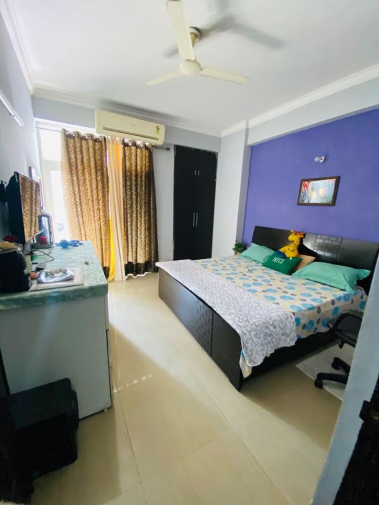 Bedroom, saviour-greenisle 3.5 Bedroom 1800 Sq.Ft. Apartment In Sain Vihar Ghaziabad 9916860