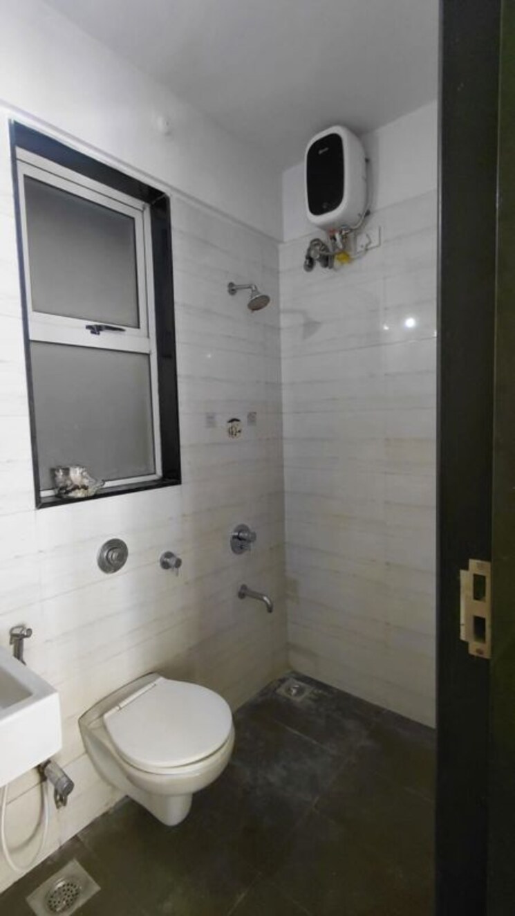 Bathroom, vasant-fiona 2 Bedroom 768 Sq.Ft. Apartment In Pokhran Road No Two Thane 9917009