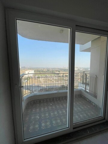 Kitchen in 3 BHK Apartment at BPTP Discovery Park, Sector 80 – for Rent