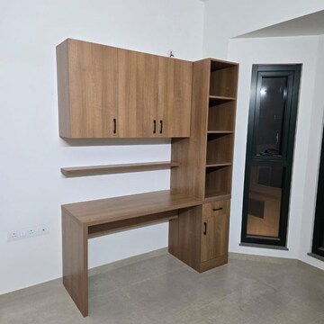 Room in 3.5 BHK Apartment at Sobha Victoria Park, Byrathi – for Rent