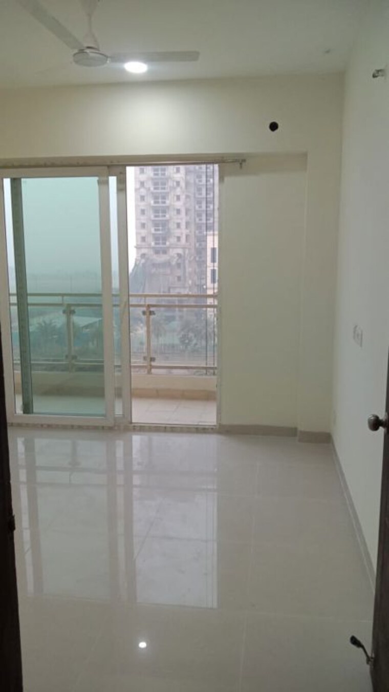 Room, amrapali-zodiac 2 Bedroom 1075 Sq.Ft. Apartment In Sector 120 Noida 9917164