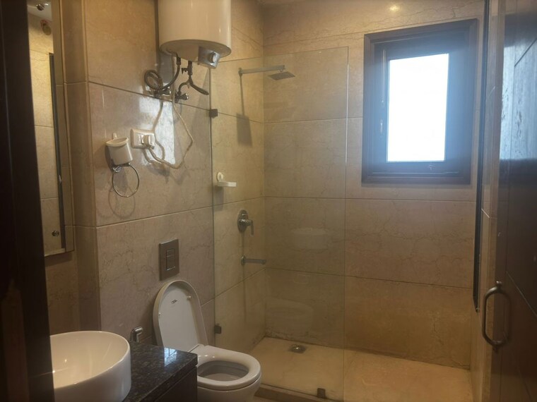 Bathroom, suncity-avenue-76 2 Bedroom 626 Sq.Ft. Apartment In Sector 76 Gurgaon 9917195