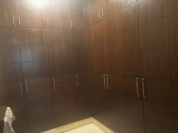 Bathroom in 2 BHK Apartment at Suncity Avenue 76, Sector 76 – for Sale