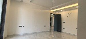 Room in 4 BHK Builder Floor at Parklands, Sector 85 – for Sale