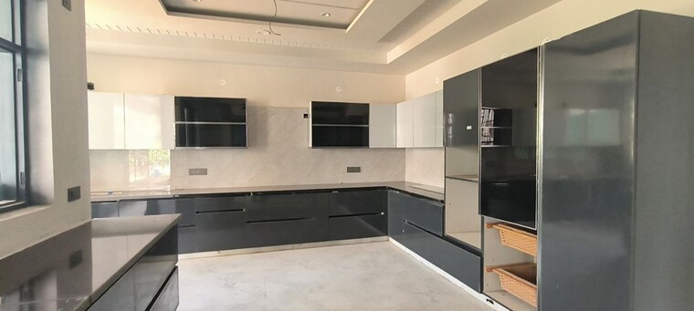 Kitchen, parklands 4 Bedroom 500 Sq.Yd. Builder Floor In Sector 85 Faridabad 9915597