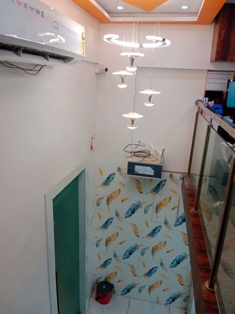 Team Area, crystal-plaza-andheri-west Commercial Office Space 250 Sq.Ft. In Andheri West Mumbai 9917186